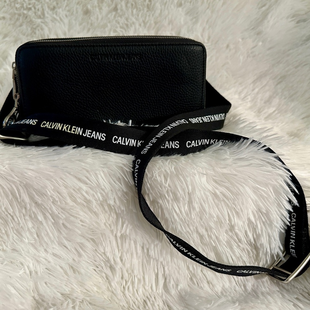 Calvin Klein Black Crossbody Logo-Strap Wallet/Bag